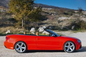 Audi RS5 Cabriolet 2012 года  (WW)